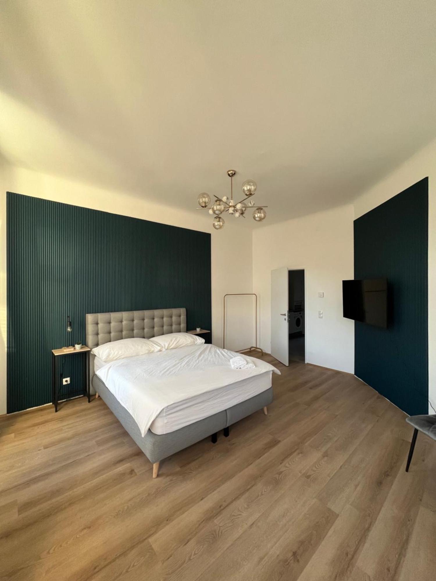 Apartment Schoenbrunn Near Metro Wien Eksteriør billede