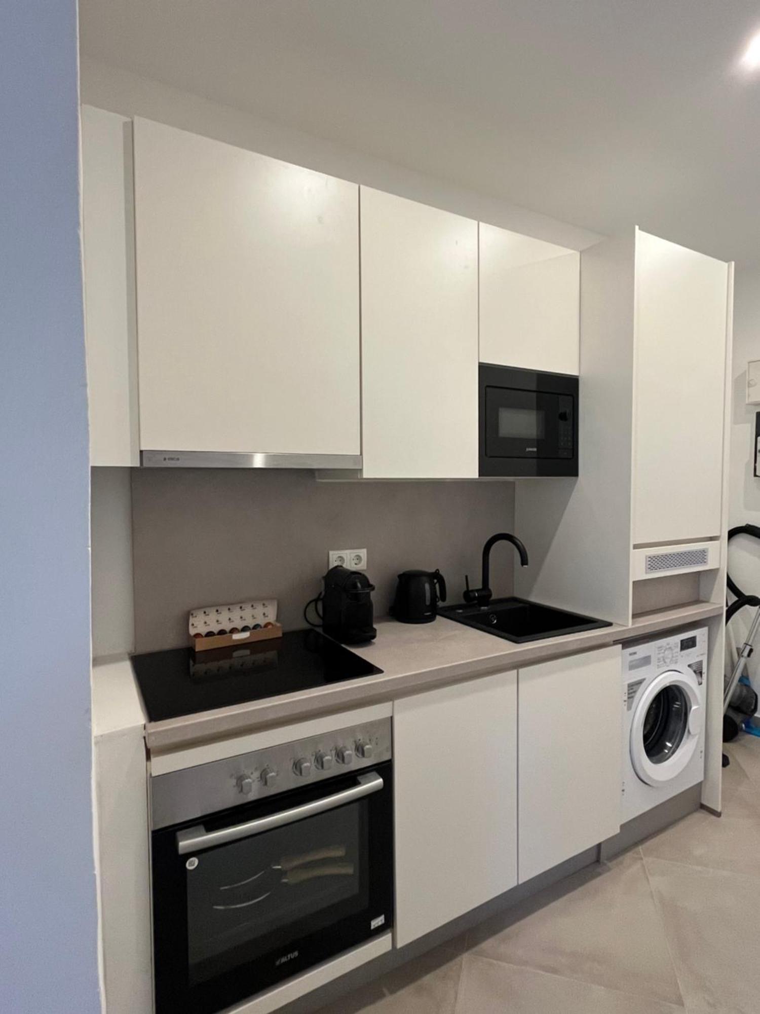 Apartment Schoenbrunn Near Metro Wien Eksteriør billede