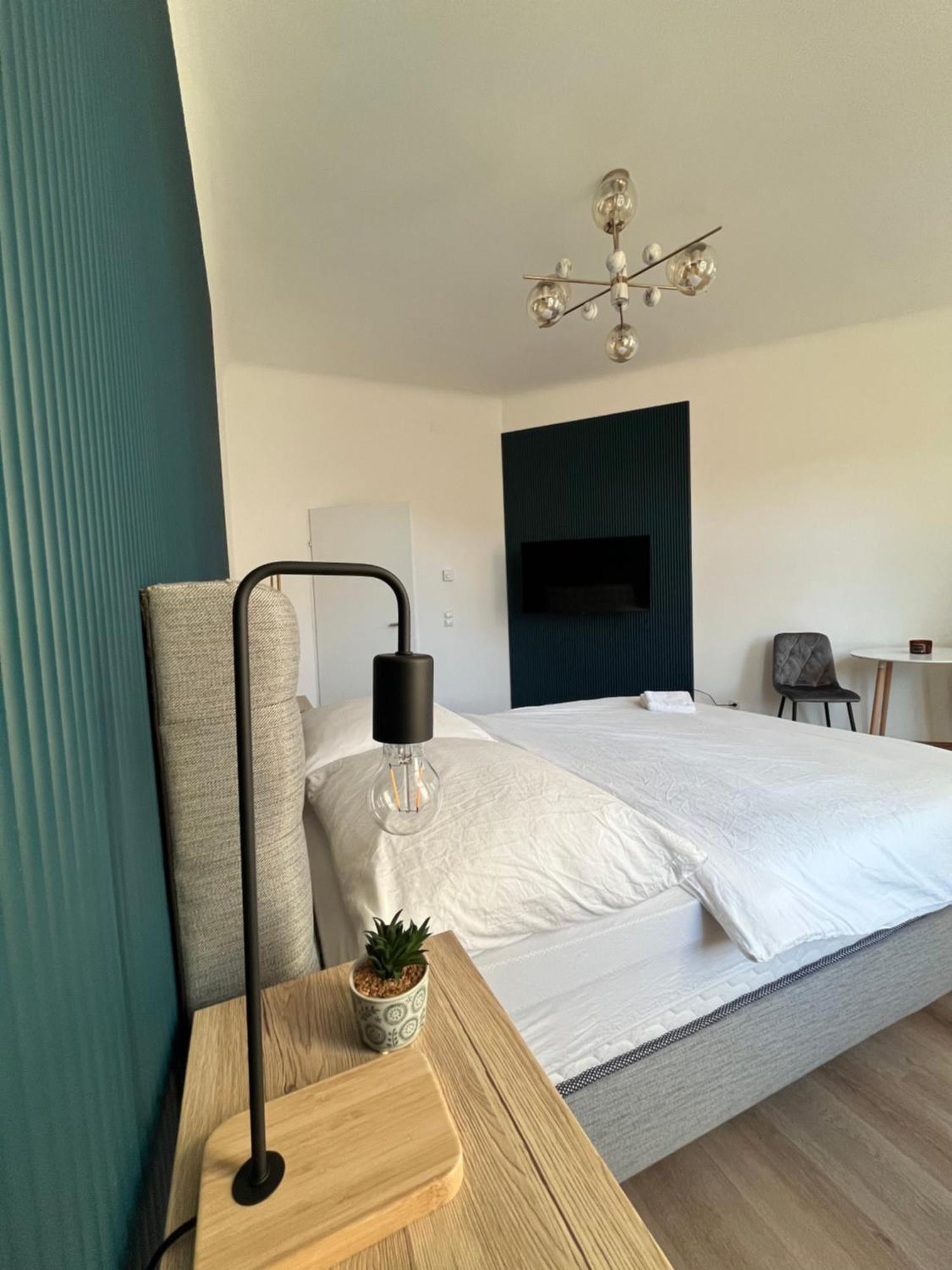 Apartment Schoenbrunn Near Metro Wien Eksteriør billede