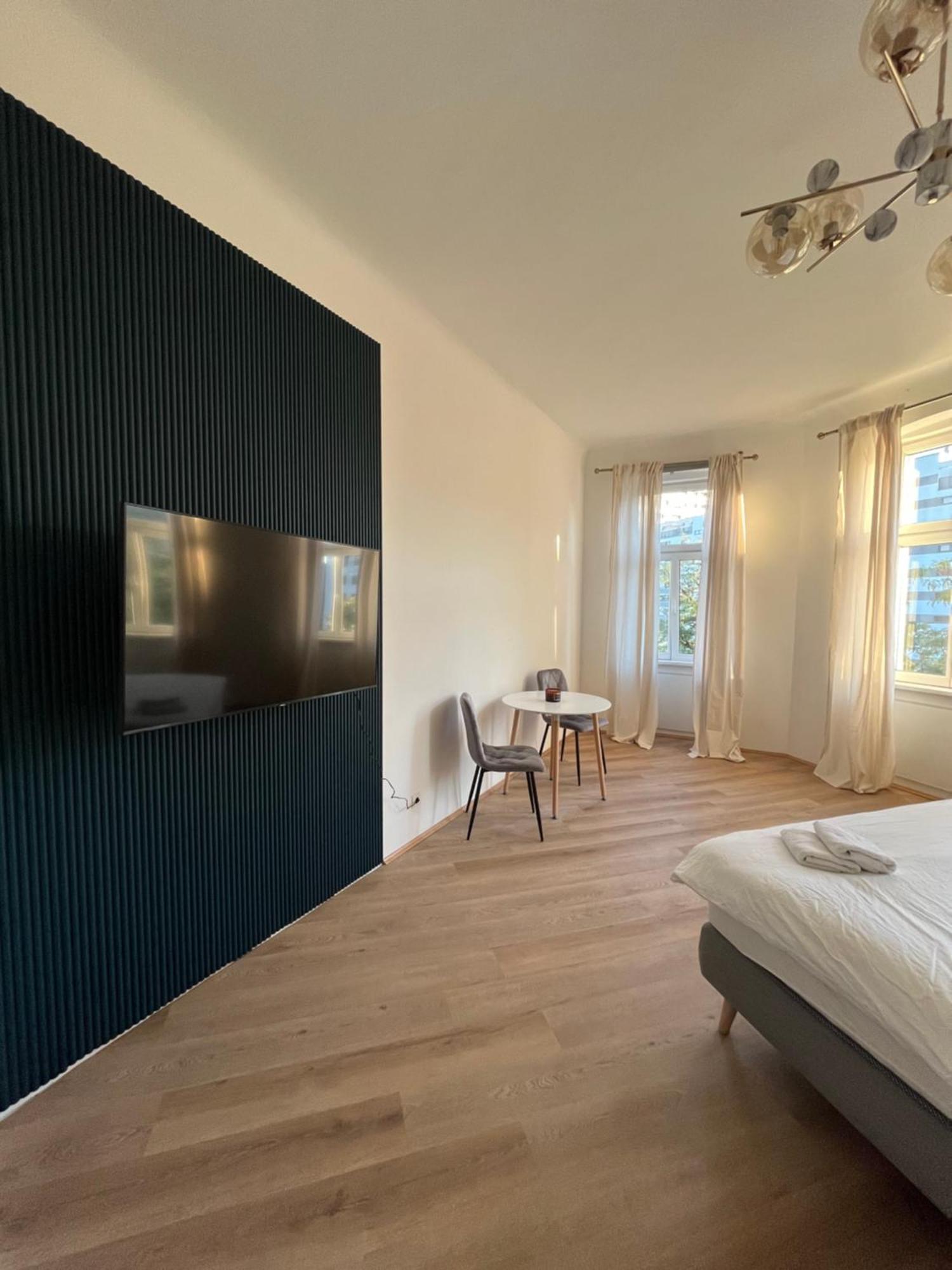 Apartment Schoenbrunn Near Metro Wien Eksteriør billede